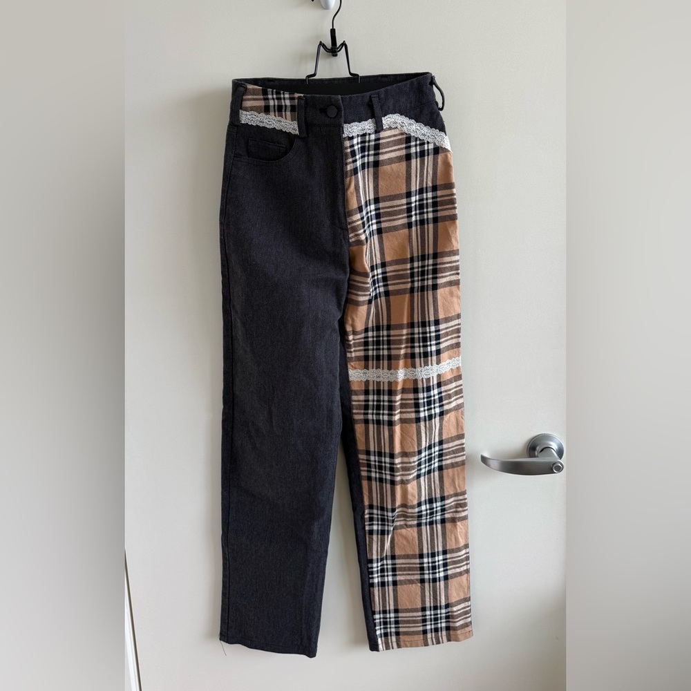 Finesse Plaid White Lace Jeans